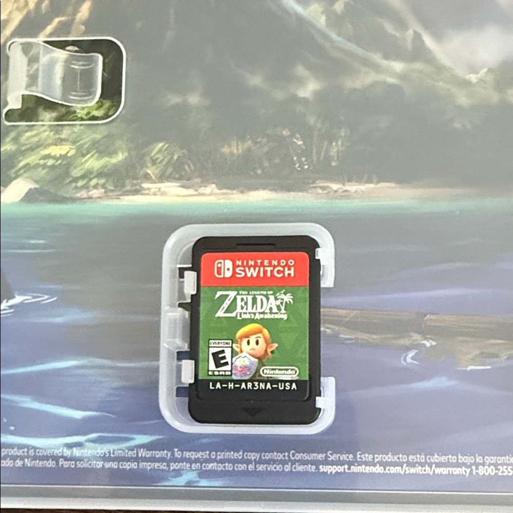 Nintendo The Legend of Zelda: Link's Awakening - Blue and Green - Picture 2 of 3